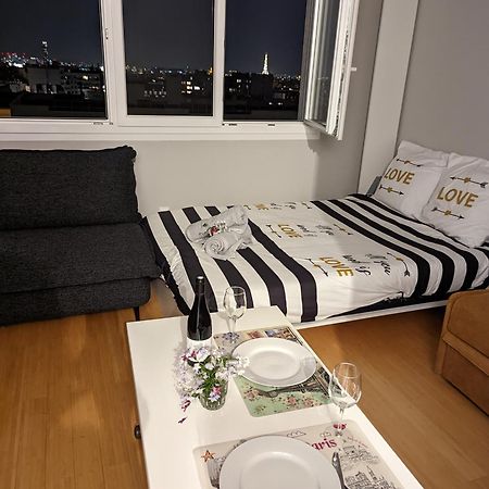 Charming Studio With Eiffel View パリ エクステリア 写真